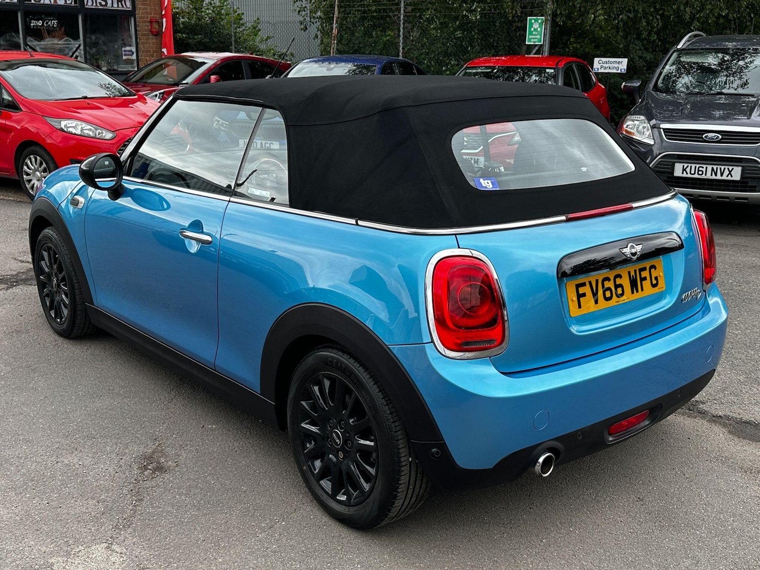 Used MINI Convertible 2017 for sale - 76936537: Photo 6