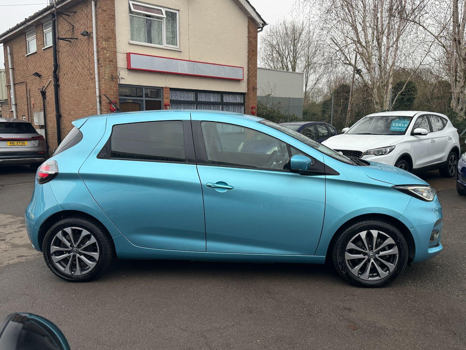 Used Renault Zoe 2021 for sale - 77109852: Photo 2