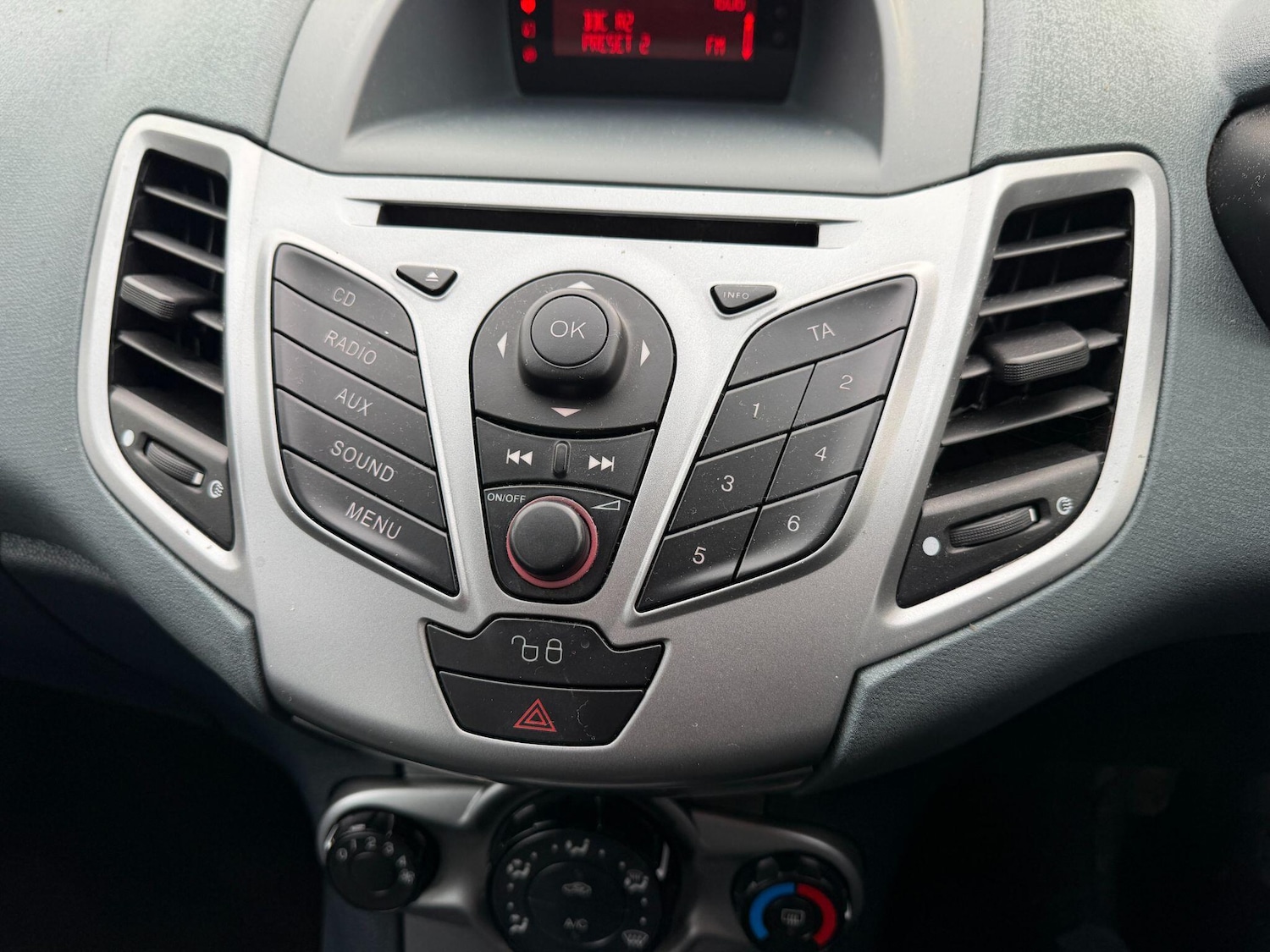 Used Ford Fiesta 2009 for sale - 77585782: Photo 16