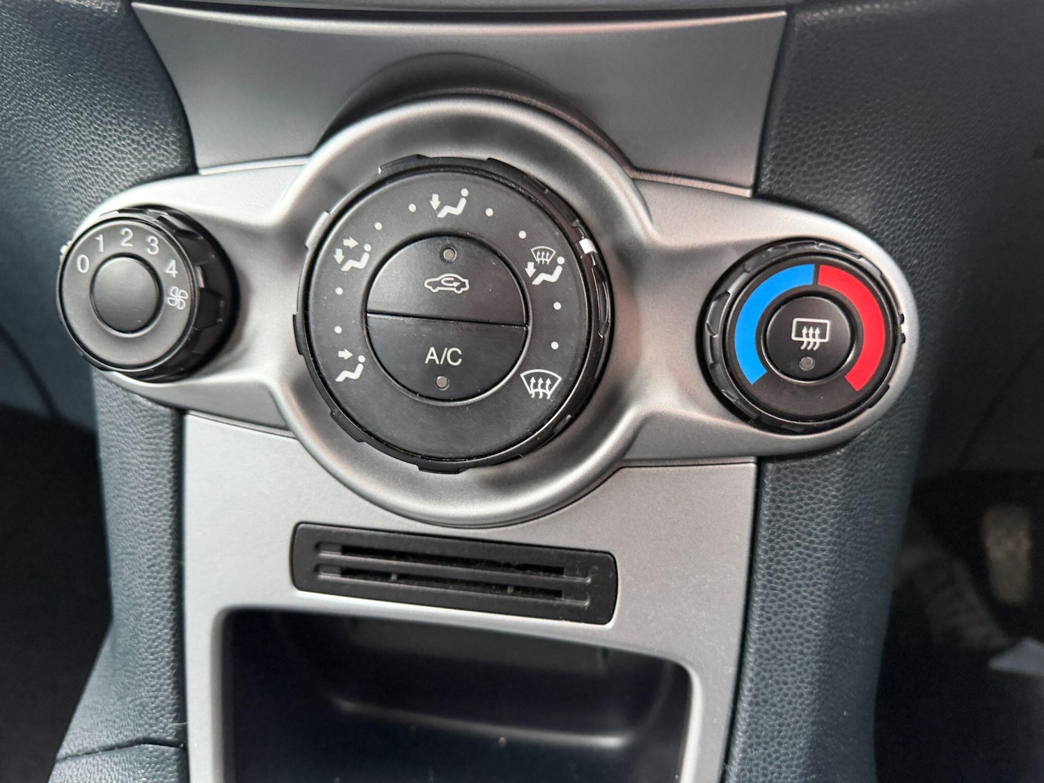 Used Ford Fiesta 2009 for sale - 77585782: Photo 17