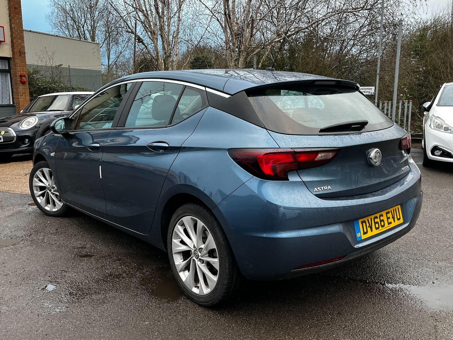 Used Vauxhall Astra 2016 for sale - 77292009: Photo 4