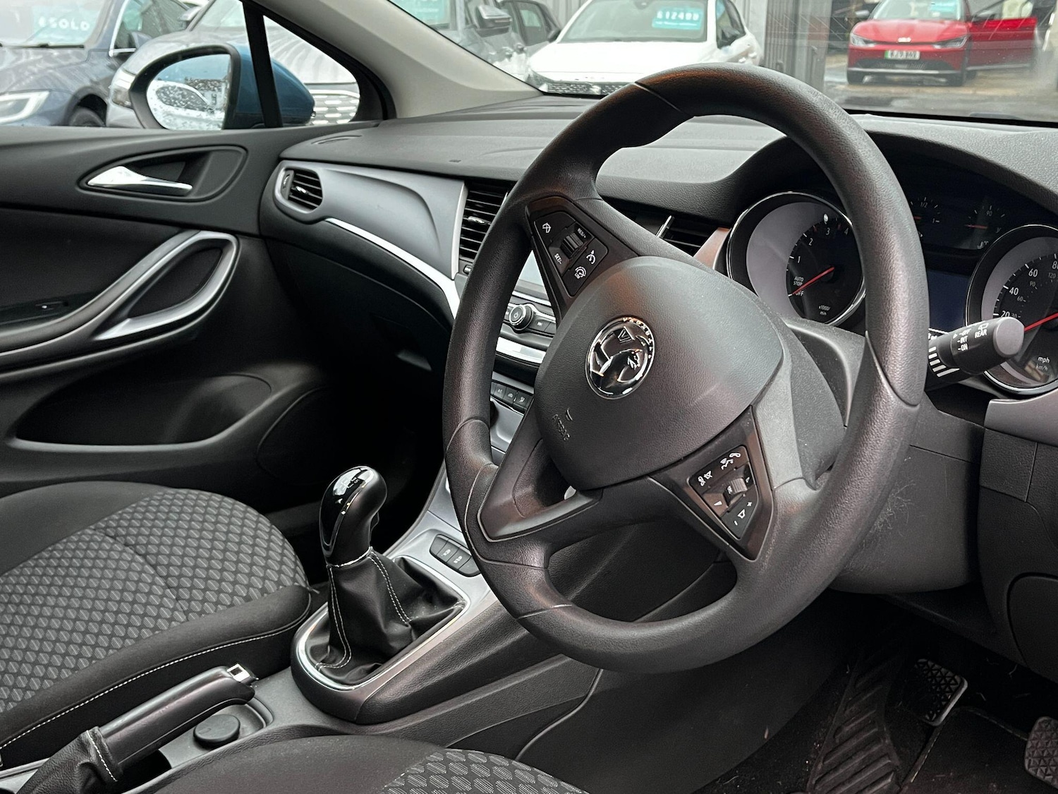 Used Vauxhall Astra 2016 for sale - 77292009: Photo 7