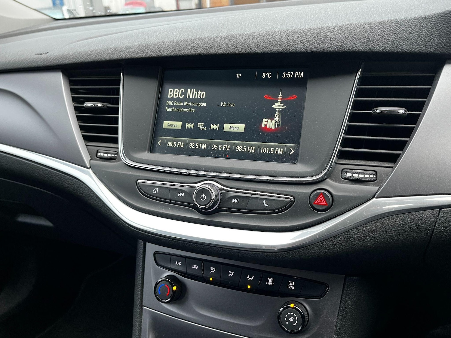 Used Vauxhall Astra 2016 for sale - 77292009: Photo 9