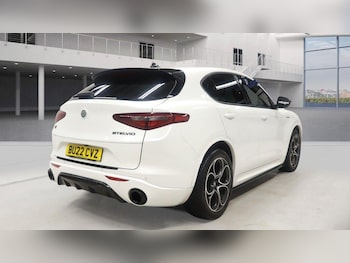 Used Alfa Romeo Stelvio 2022 for sale - 77143255: Photo
