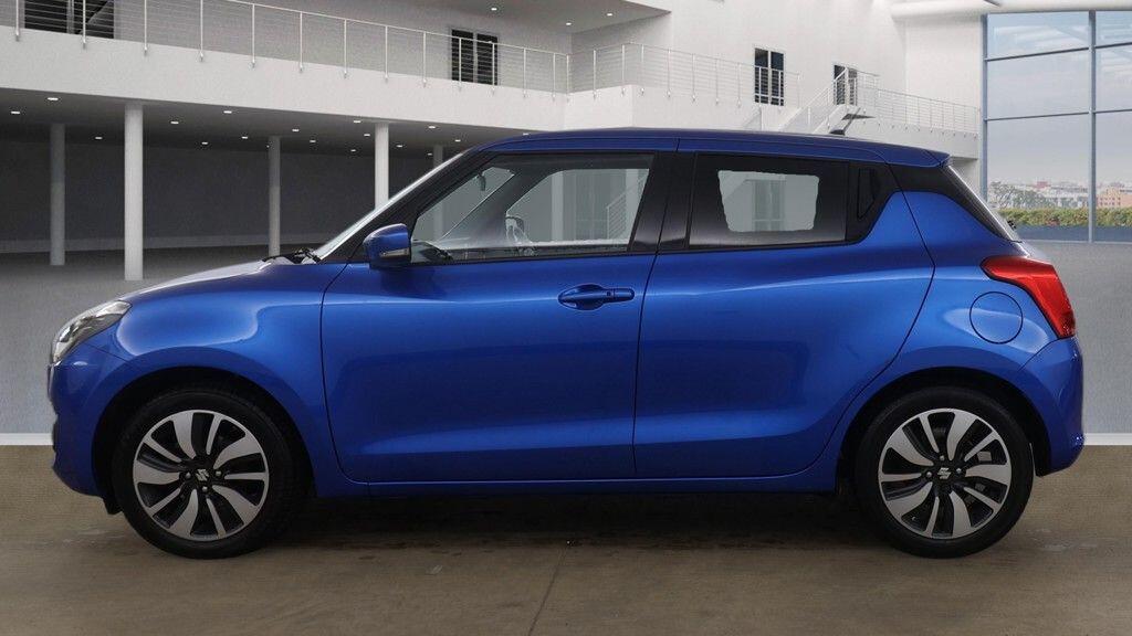 Used Suzuki Swift 2018 for sale - 77940195: Photo 5