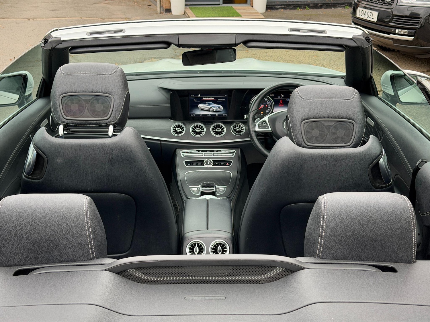 Used Mercedes-Benz E Class 2018 for sale - 76936609: Photo 10