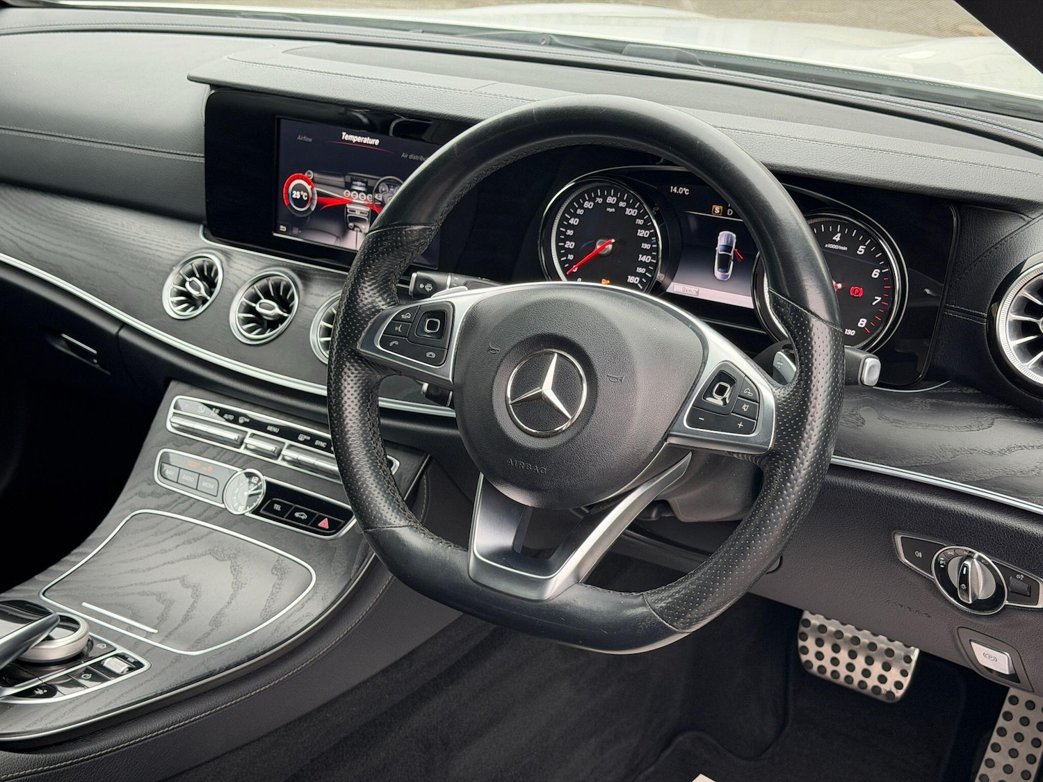 Used Mercedes-Benz E Class 2018 for sale - 76936609: Photo 30