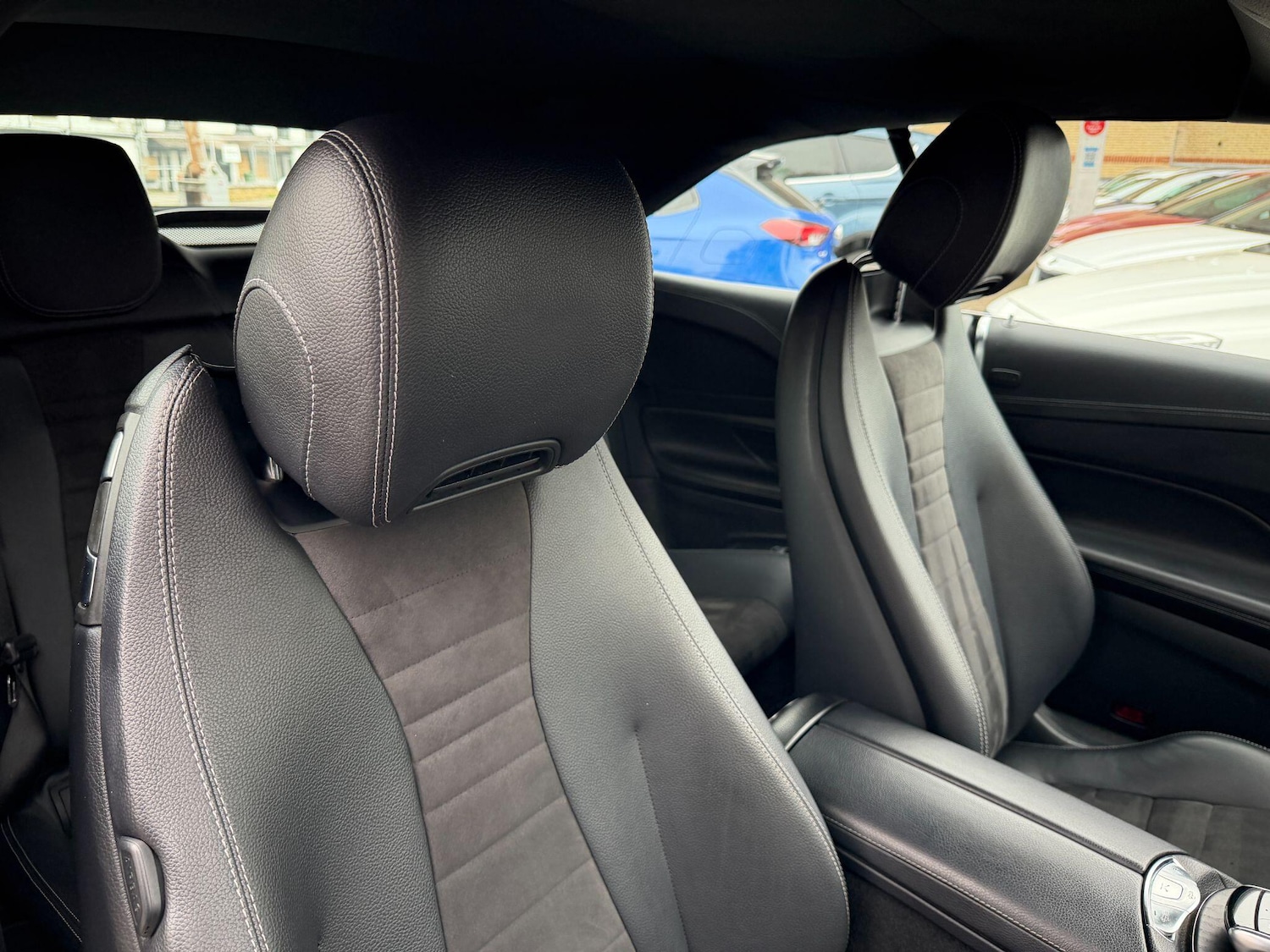 Used Mercedes-Benz E Class 2018 for sale - 76936609: Photo 32