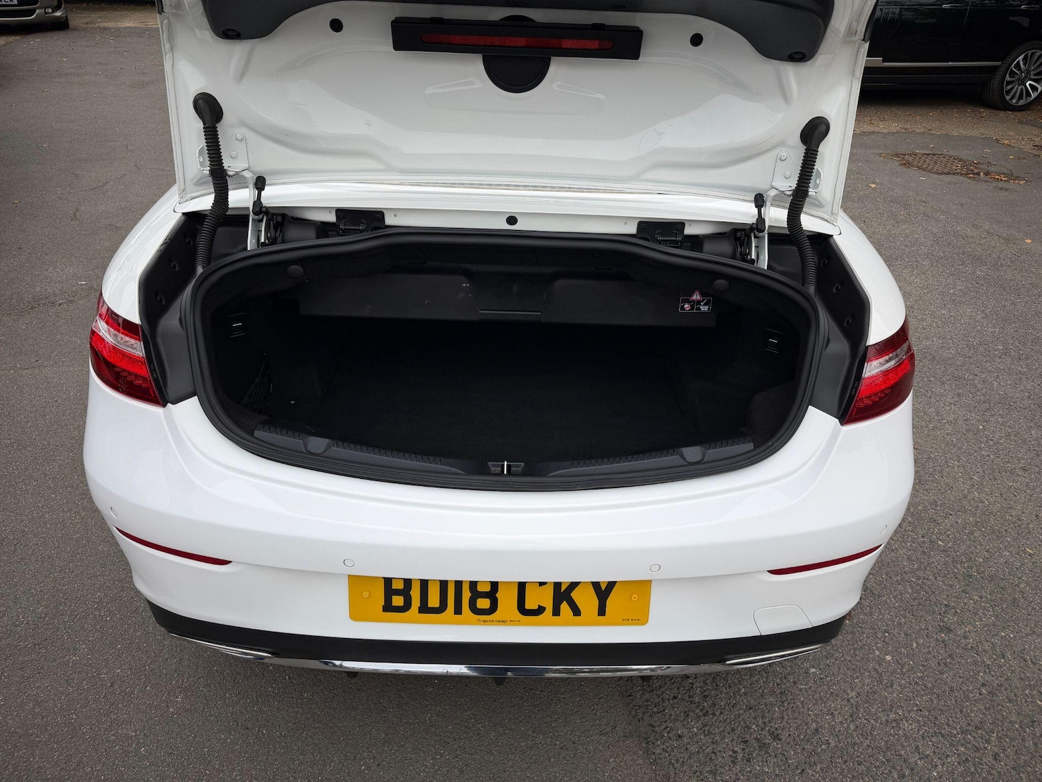 Used Mercedes-Benz E Class 2018 for sale - 76936609: Photo 34