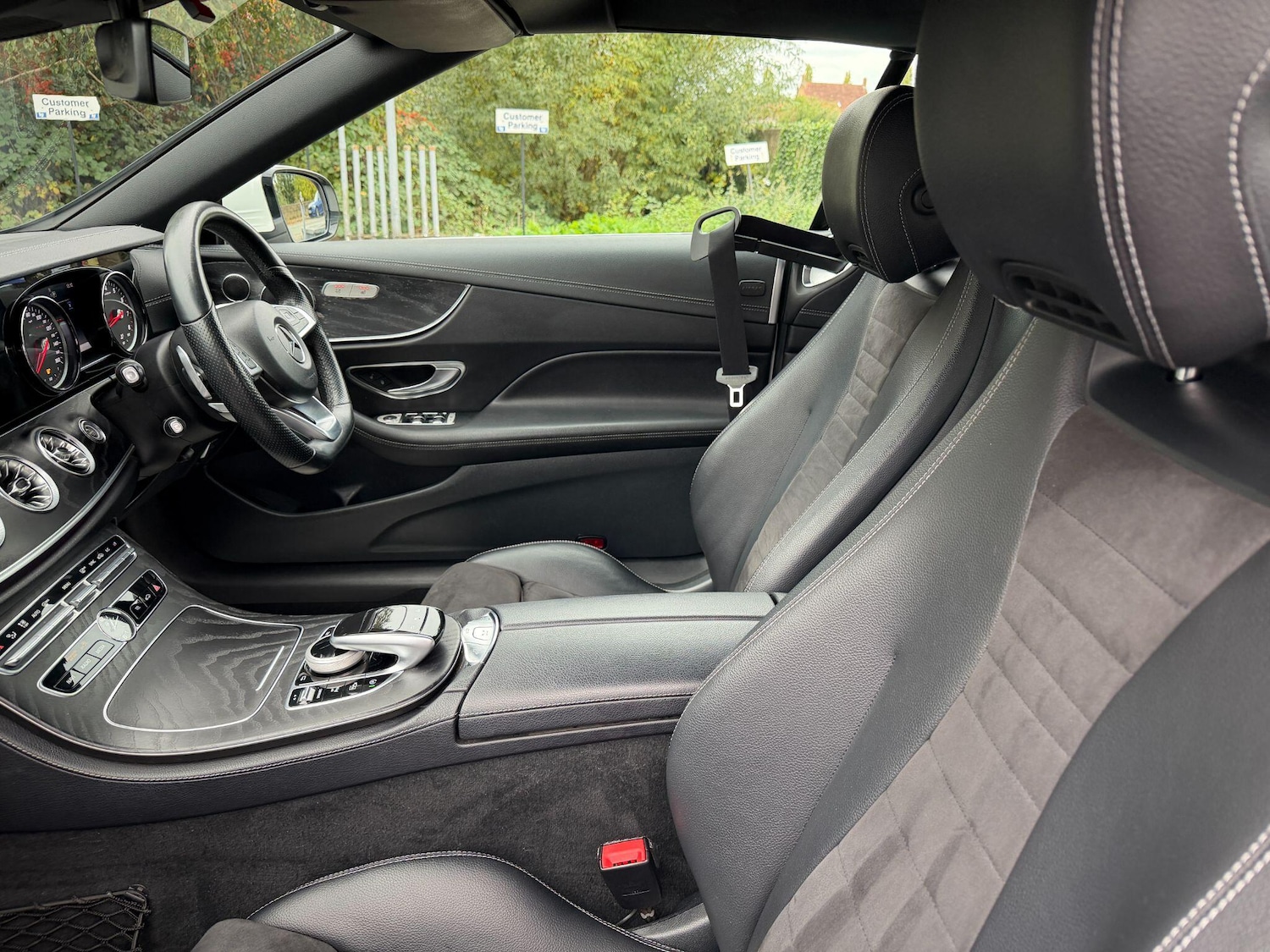 Used Mercedes-Benz E Class 2018 for sale - 76936609: Photo 36