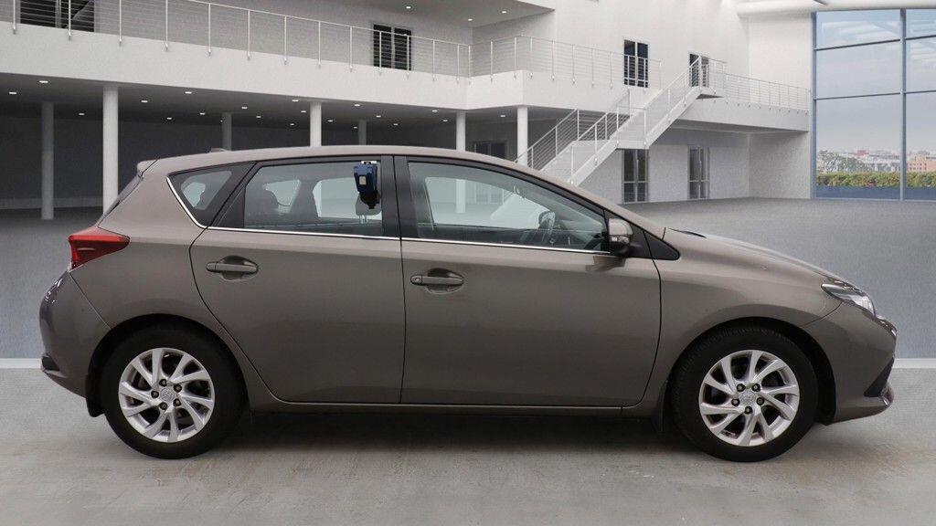Used Toyota Auris for sale - 77969604: Photo 5