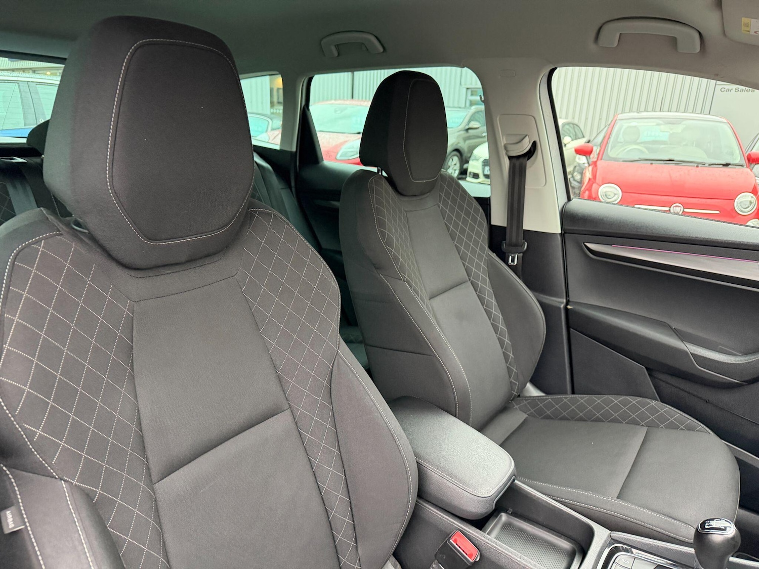 Used Skoda Karoq 2018 for sale - 76936076: Photo 11