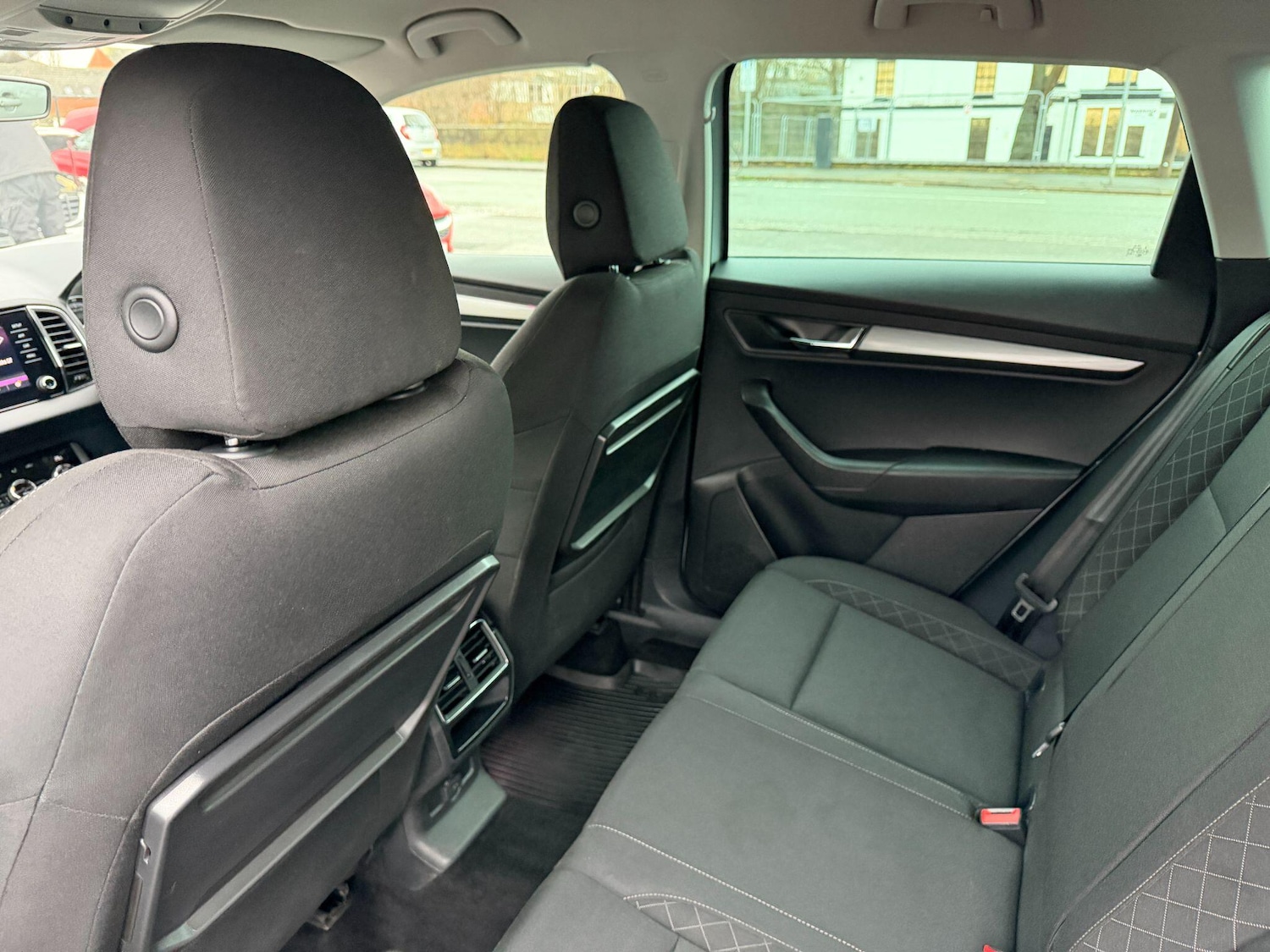 Used Skoda Karoq 2018 for sale - 76936076: Photo 16