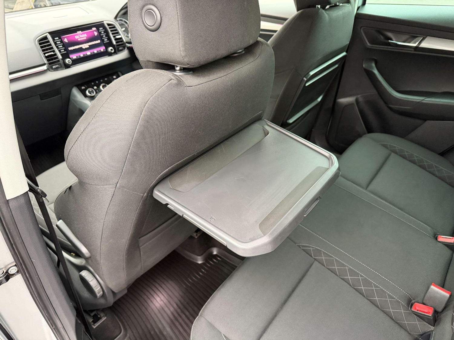 Used Skoda Karoq 2018 for sale - 76936076: Photo 18