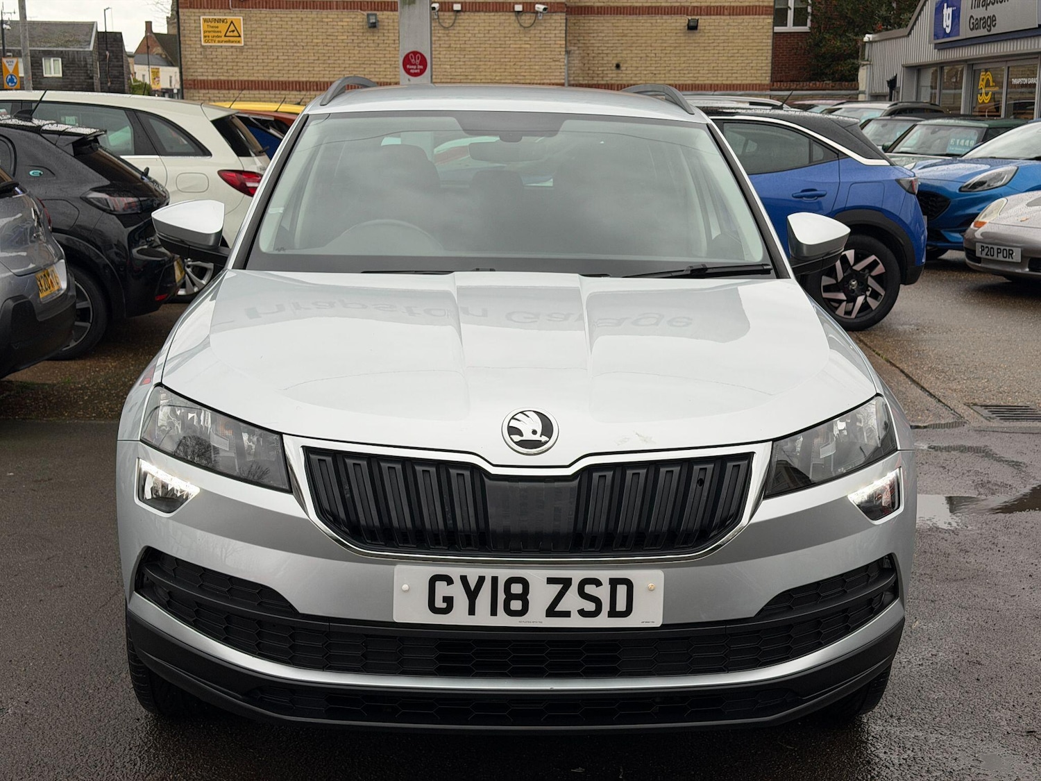 Used Skoda Karoq 2018 for sale - 76936076: Photo 2