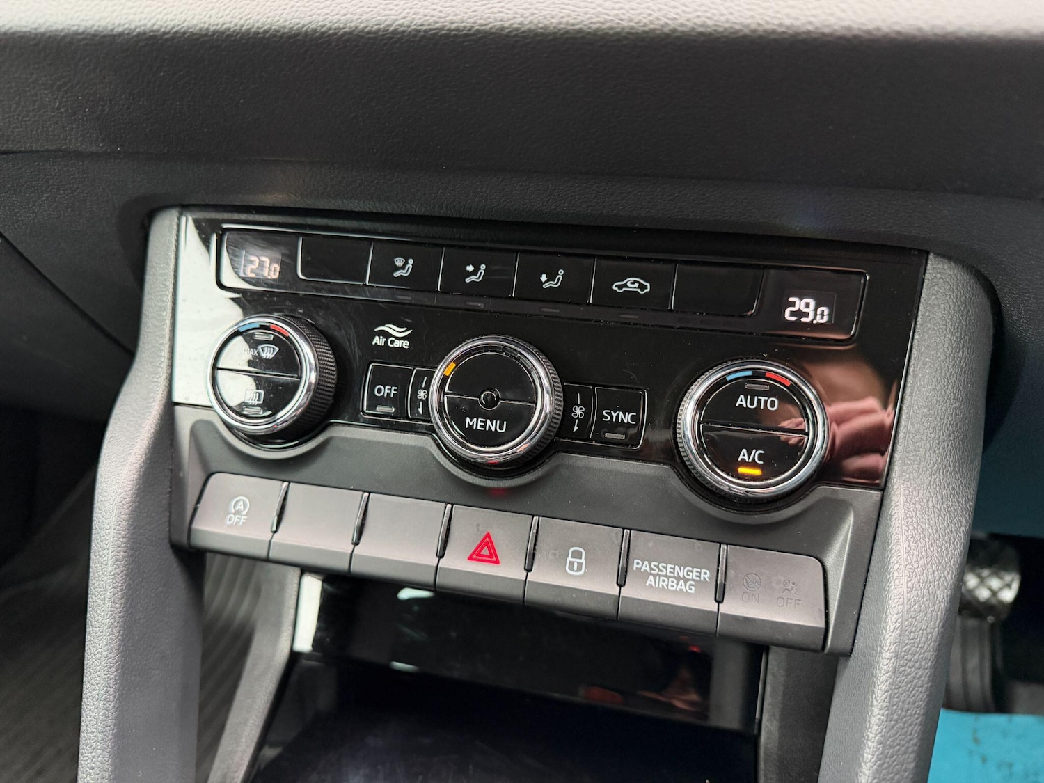 Used Skoda Karoq 2018 for sale - 76936076: Photo 25