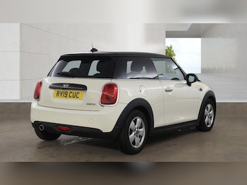 Used MINI Hatch 2019 for sale - 78573833: Photo
