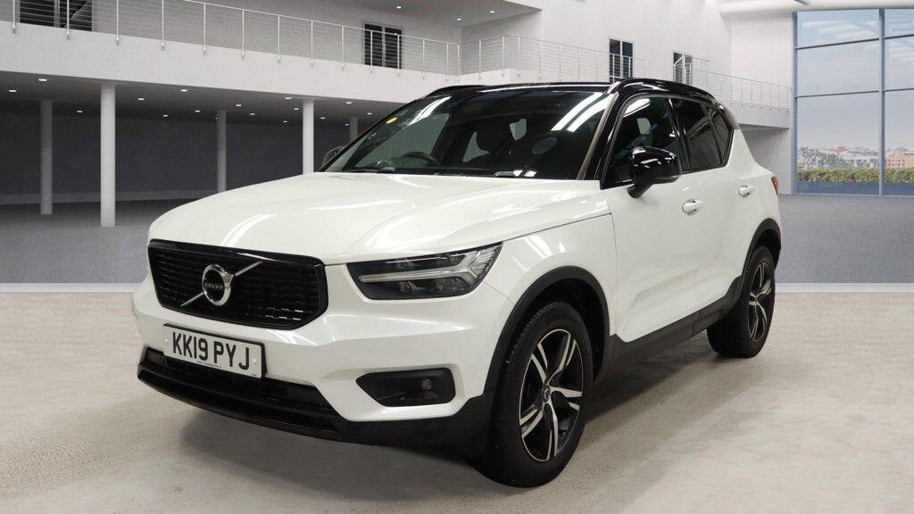 Used Volvo XC40 2019 for sale - 77550423: Photo 2