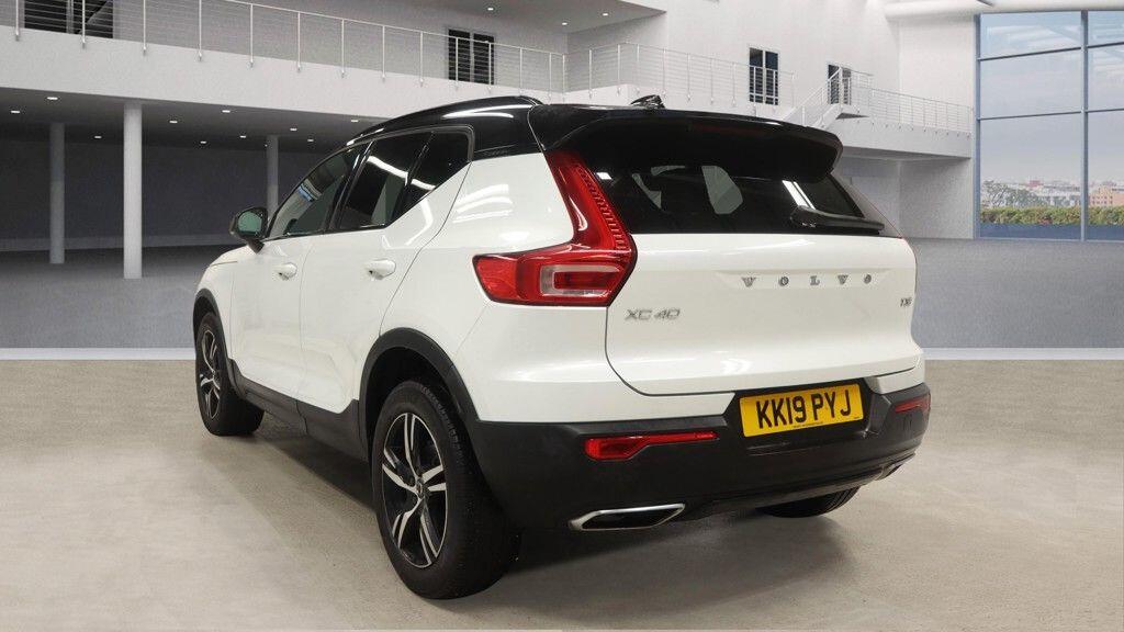 Used Volvo XC40 2019 for sale - 77550423: Photo 3