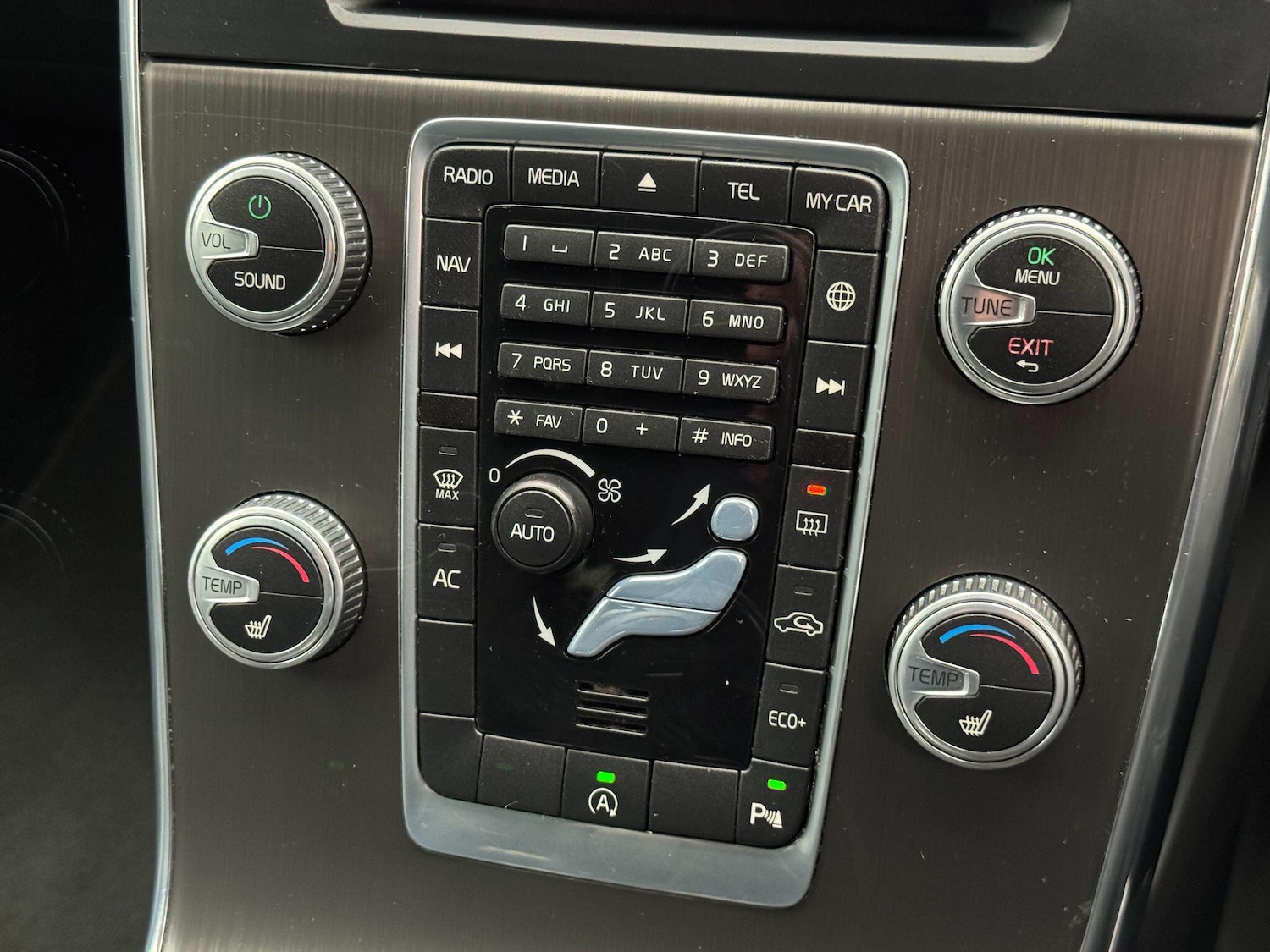 Used Volvo V60 Cross Country for sale - 77040843: Photo 14