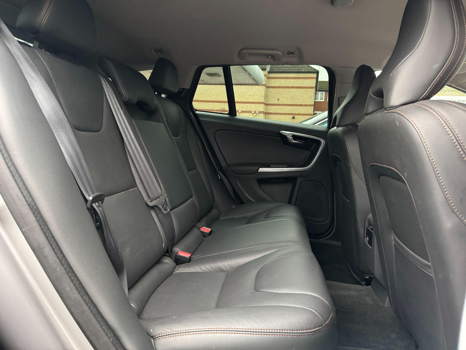 Used Volvo V60 Cross Country for sale - 77040843: Photo 15