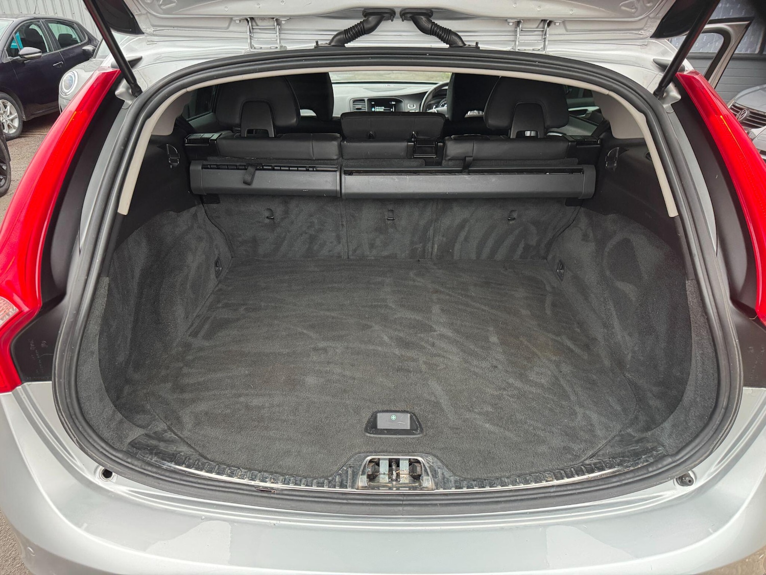 Used Volvo V60 Cross Country for sale - 77040843: Photo 16