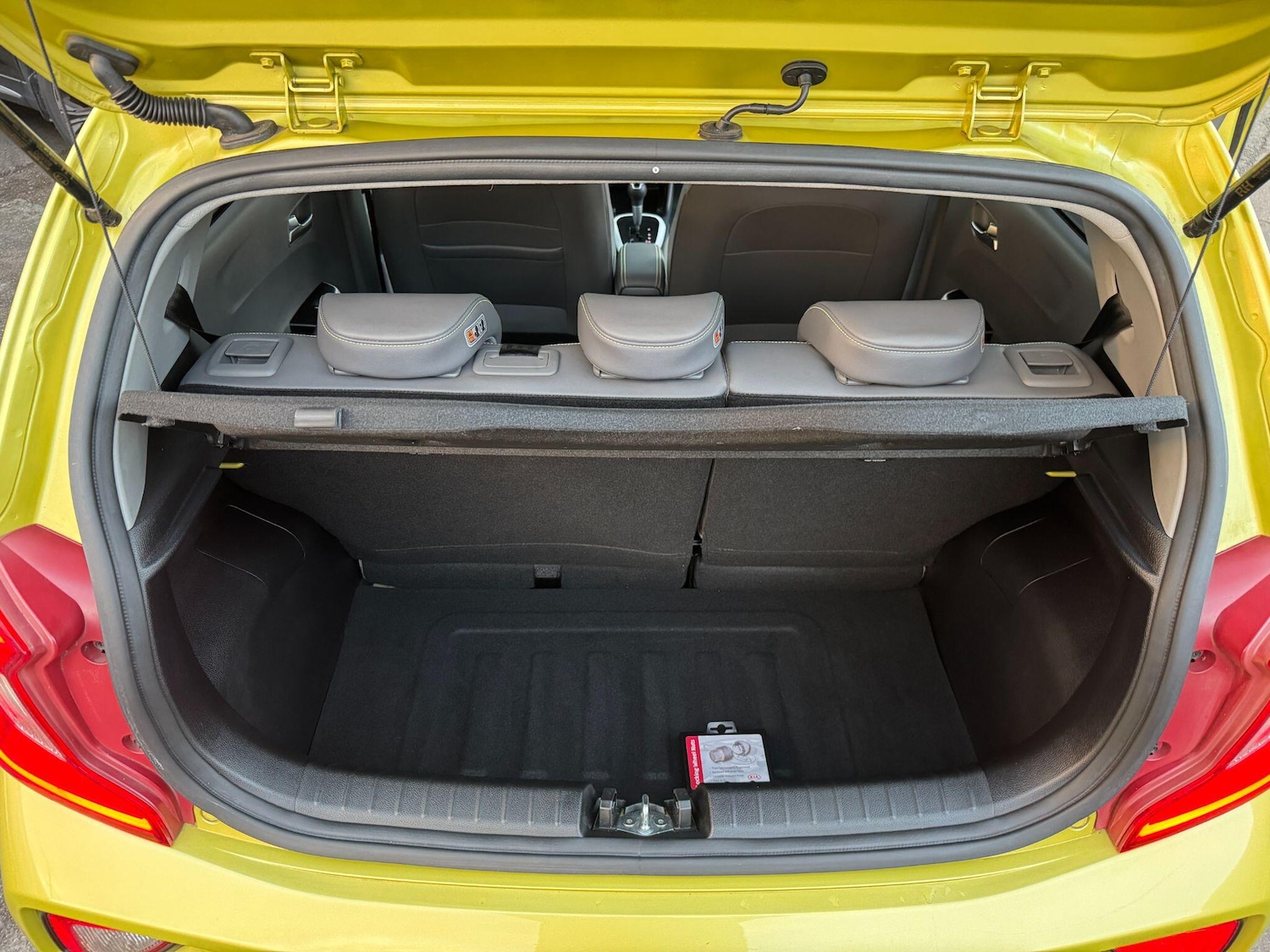 Used Kia Picanto 2018 for sale - 76935844: Photo 16