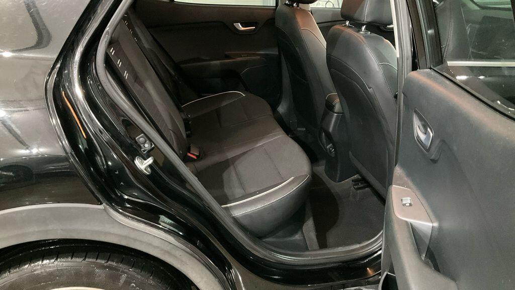Used Kia Stonic 2021 for sale - 77040333: Photo 8