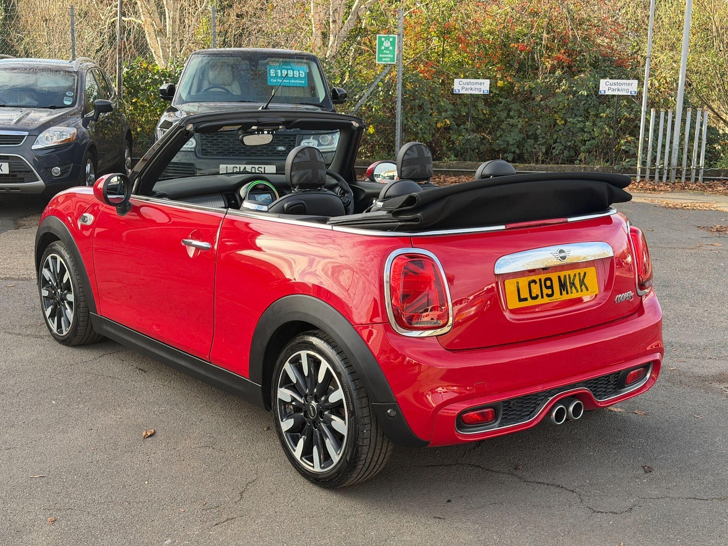 Used MINI Convertible 2019 for sale - 76936234: Photo 12