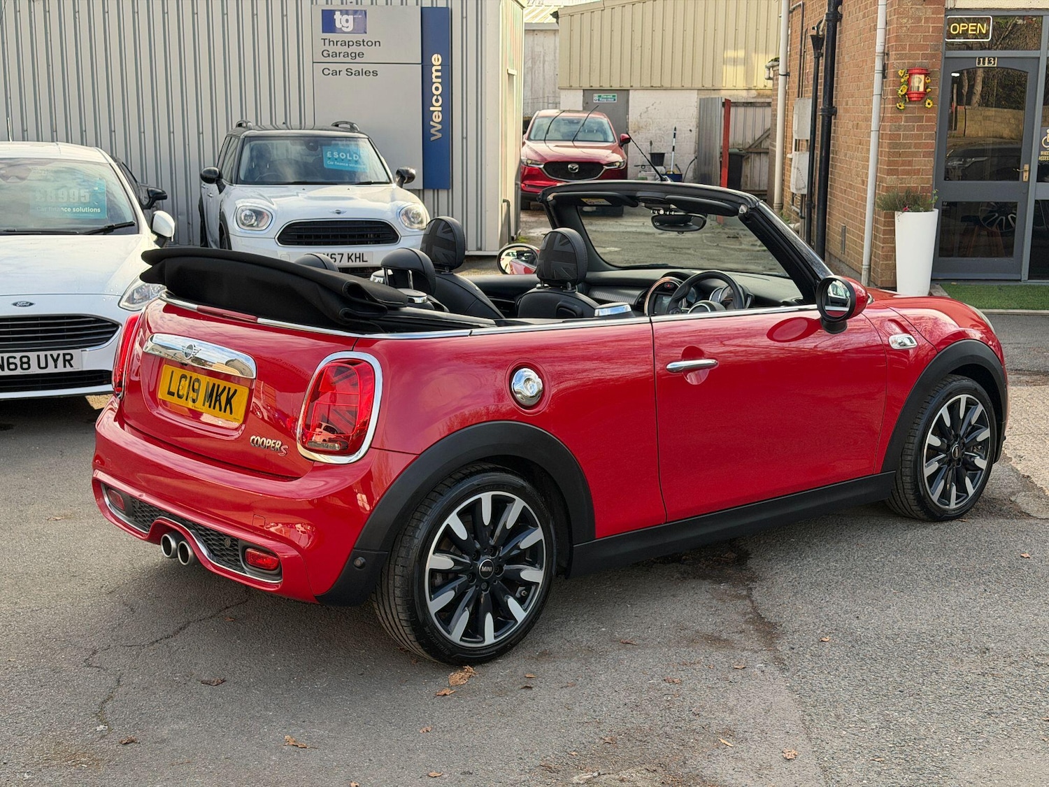 Used MINI Convertible 2019 for sale - 76936234: Photo 14