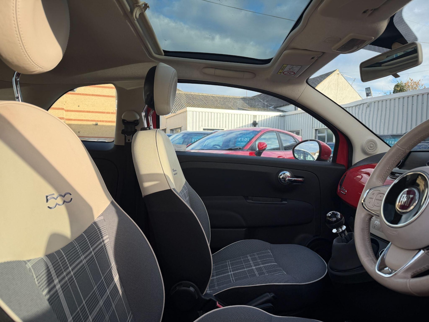 Used Fiat 500 2018 for sale - 76936681: Photo 7