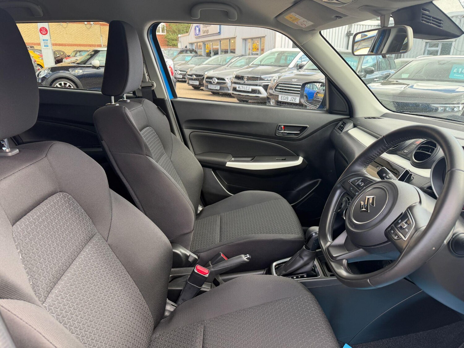 Used Suzuki Swift 2018 for sale - 78058548: Photo 11