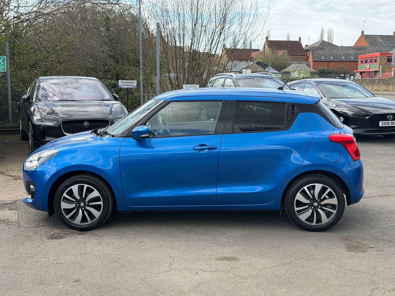 Used Suzuki Swift 2018 for sale - 78058548: Photo 5