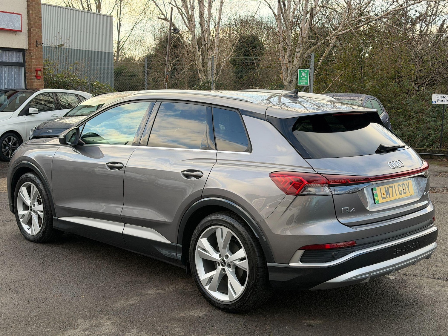 Used Audi Q4 e-tron 2021 for sale - 77143329: Photo 5