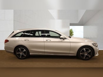Used Mercedes-Benz C Class 2019 for sale - 79361684: Photo