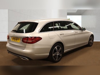 Used Mercedes-Benz C Class 2019 for sale - 79361684: Photo