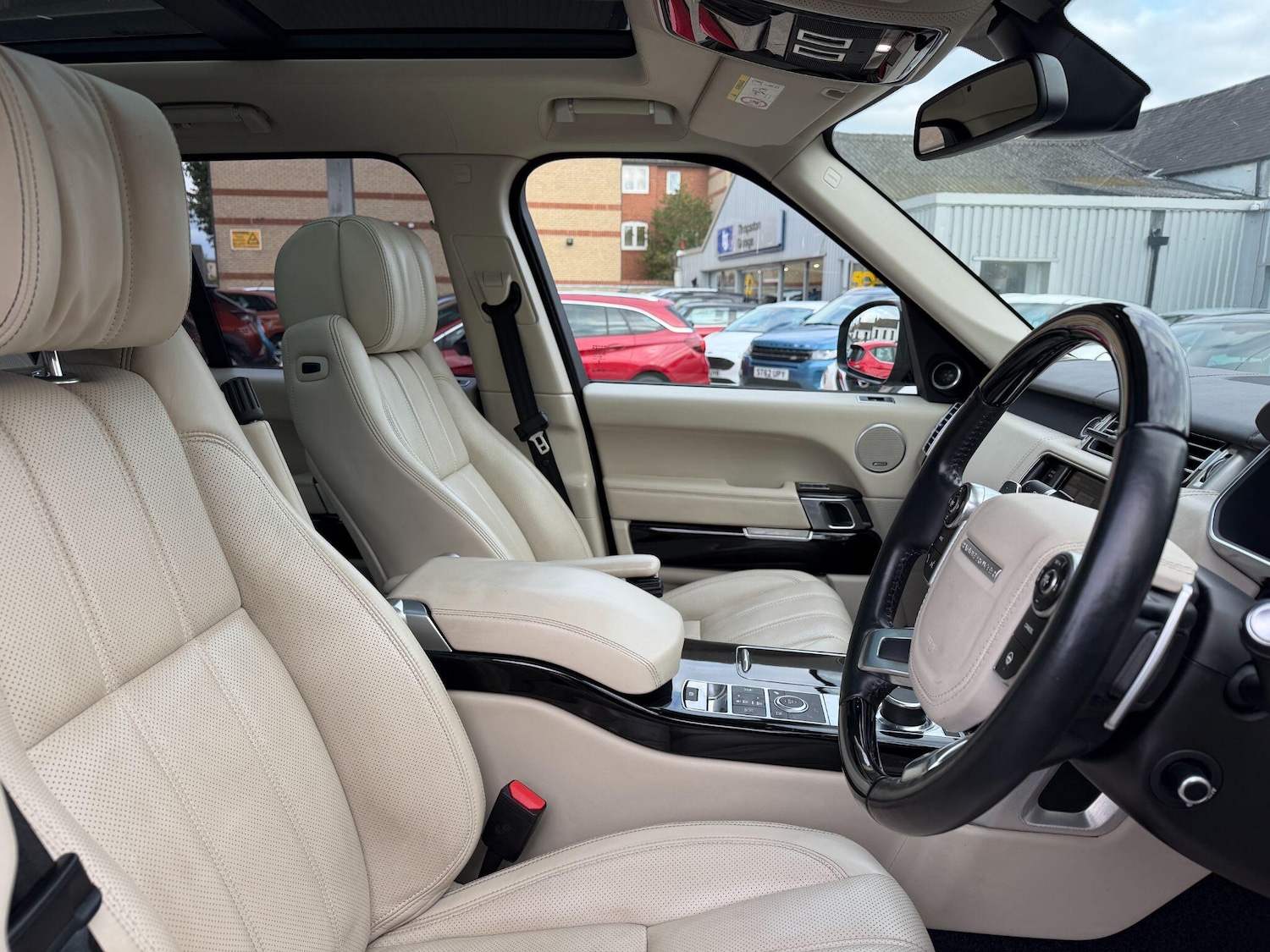 Used Land Rover Range Rover 2014 for sale - 76936160: Photo 11