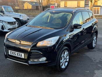 Used Ford Kuga 2015 for sale - 77425630: Photo