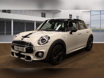 Used MINI Hatch 2018 for sale - 77807965: Photo