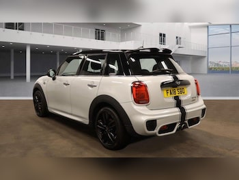 Used MINI Hatch 2018 for sale - 77807965: Photo