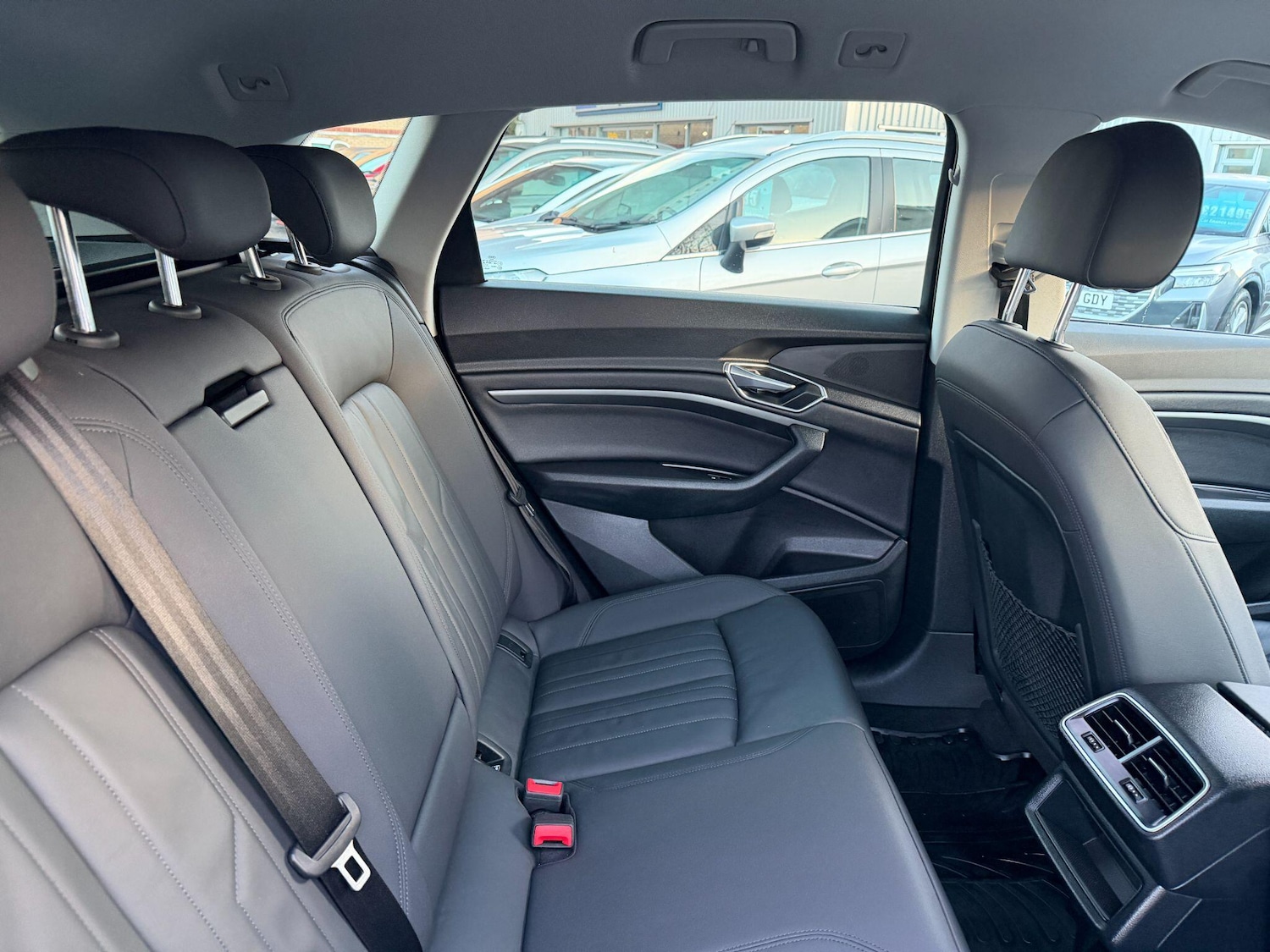 Used Audi e-tron 2020 for sale - 77174937: Photo 13