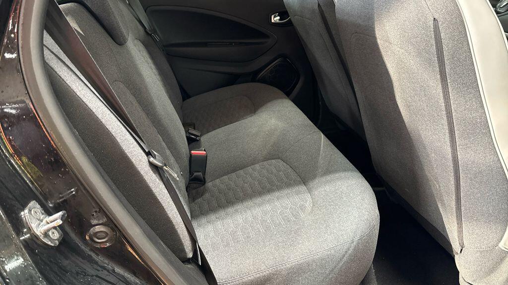 Used Renault Zoe 2021 for sale - 77266802: Photo 8