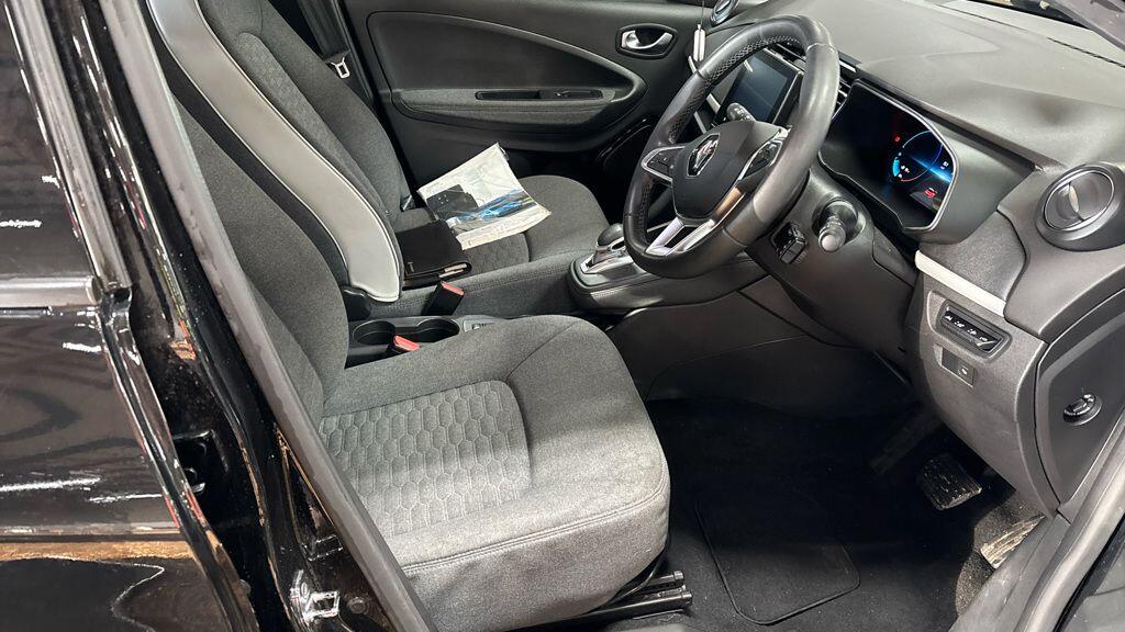 Used Renault Zoe 2021 for sale - 77266802: Photo 9