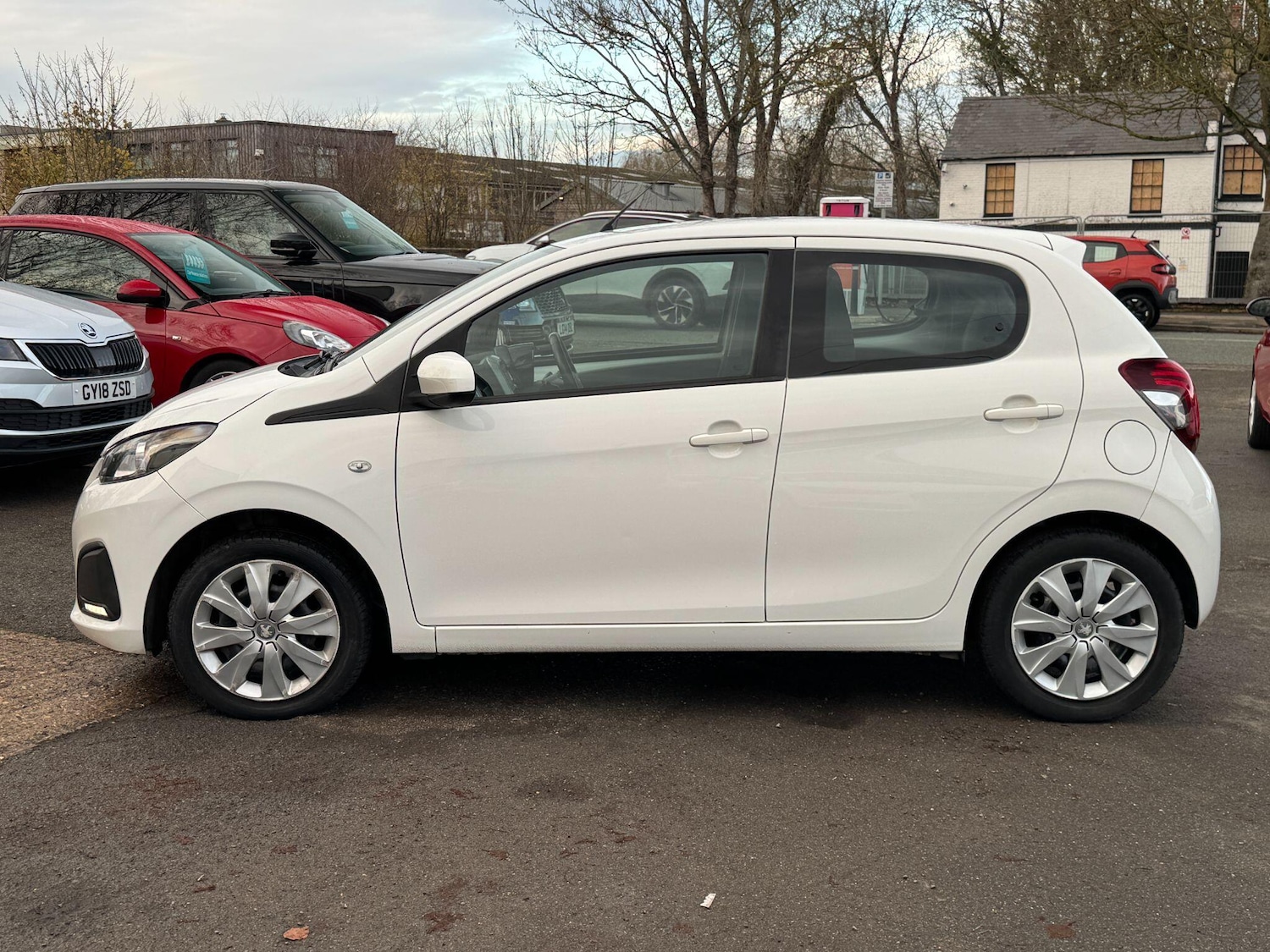 Used Peugeot 108 2021 for sale - 76936047: Photo 6