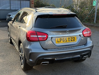 Used Mercedes-Benz GLA 2016 for sale - 76989627: Photo