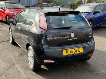 Used Fiat Punto Evo 2011 for sale - 77330455: Photo