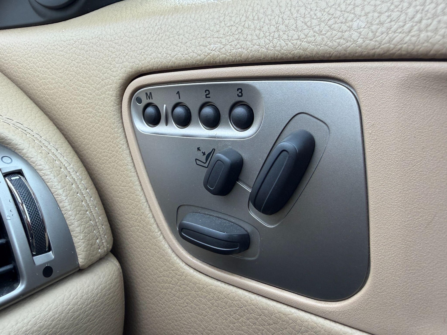 Used Jaguar XK 2006 for sale - 77705202: Photo 18