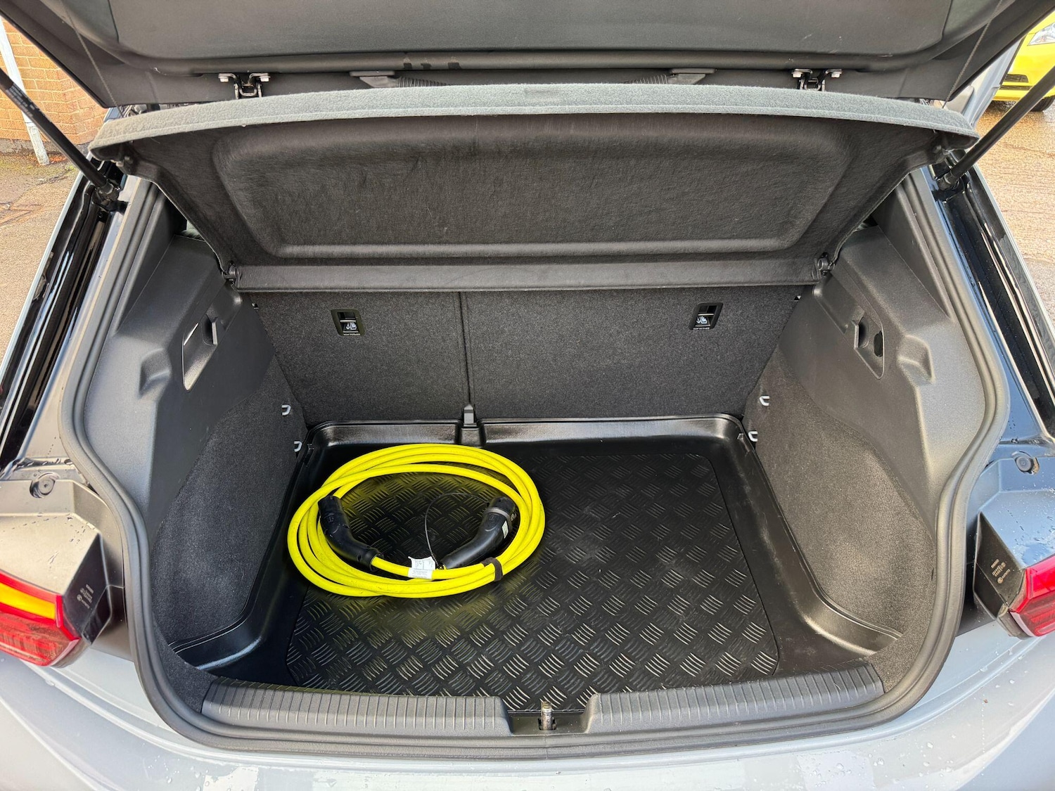 Used Volkswagen ID.3 2022 for sale - 77143797: Photo 22