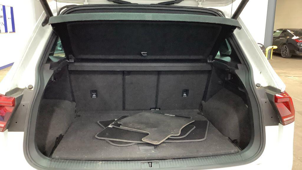 Used Volkswagen Tiguan for sale - 77784624: Photo 11