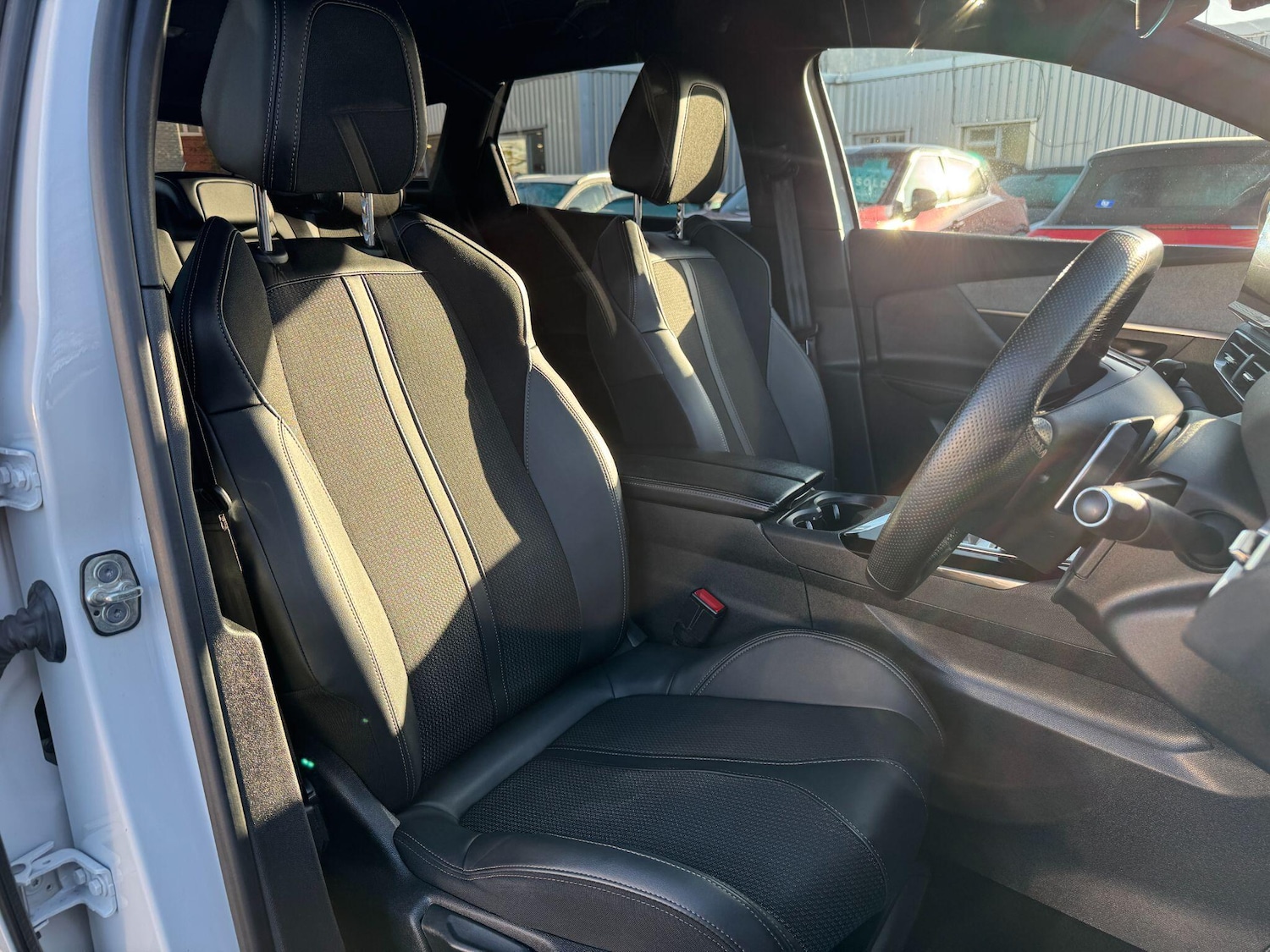 Used Peugeot 3008 2022 for sale - 76936273: Photo 10